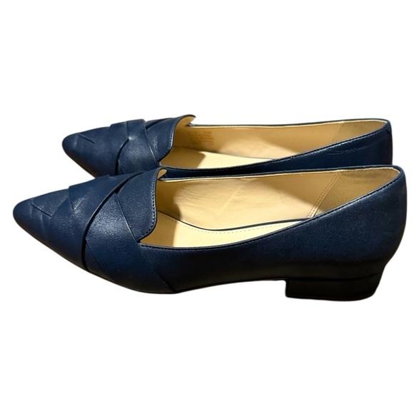 Cole Haan Camila Skimmer Flat in Marine Blue Leather Women sz 5.5 Closed toe - Picture 1 of 10